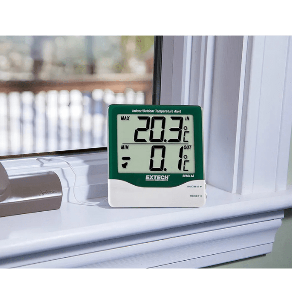 401014A TERMOMETRO DIGITAL EXTERIOR- INTERIOR MARCA EXTECH - Image 3